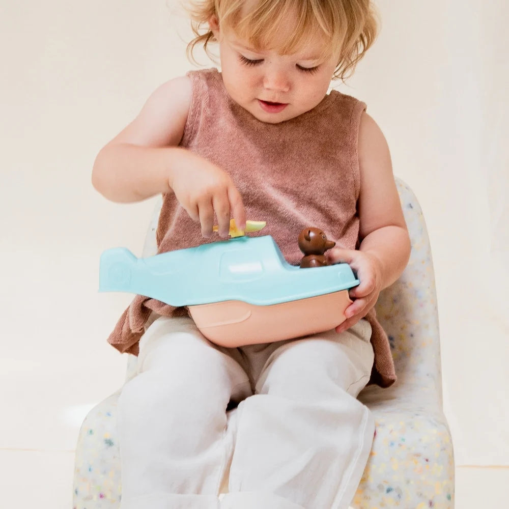 Hélicoptère petit ours brun