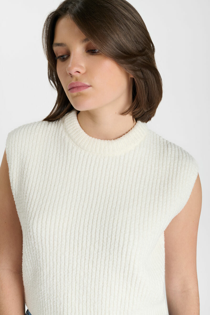 Pull sans manche doudou