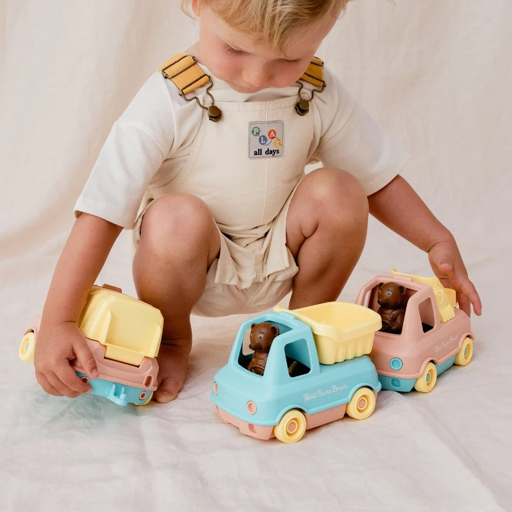 Camion benne Petit ours brun